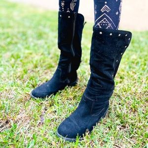 Teen girl boots 95% new!